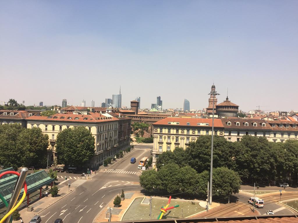 Charming Apartment The Castle Milano Eksteriør bilde