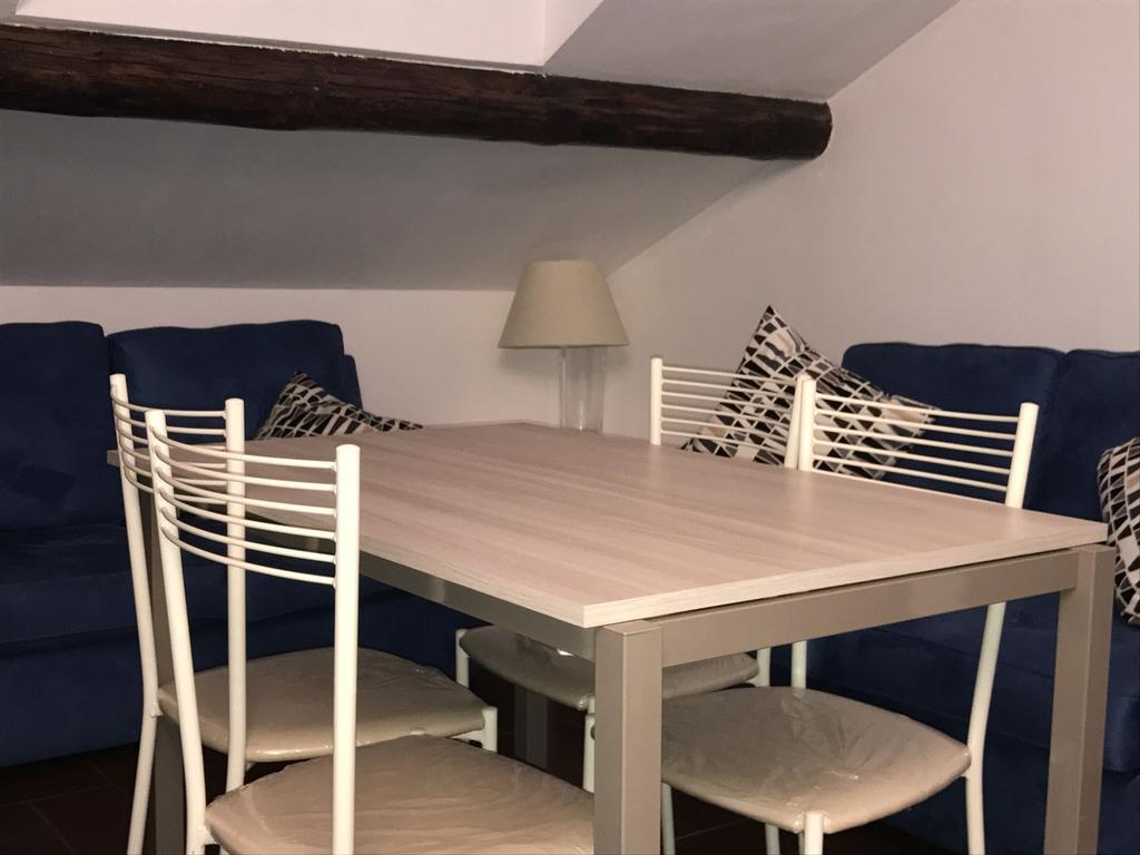 Charming Apartment The Castle Milano Eksteriør bilde
